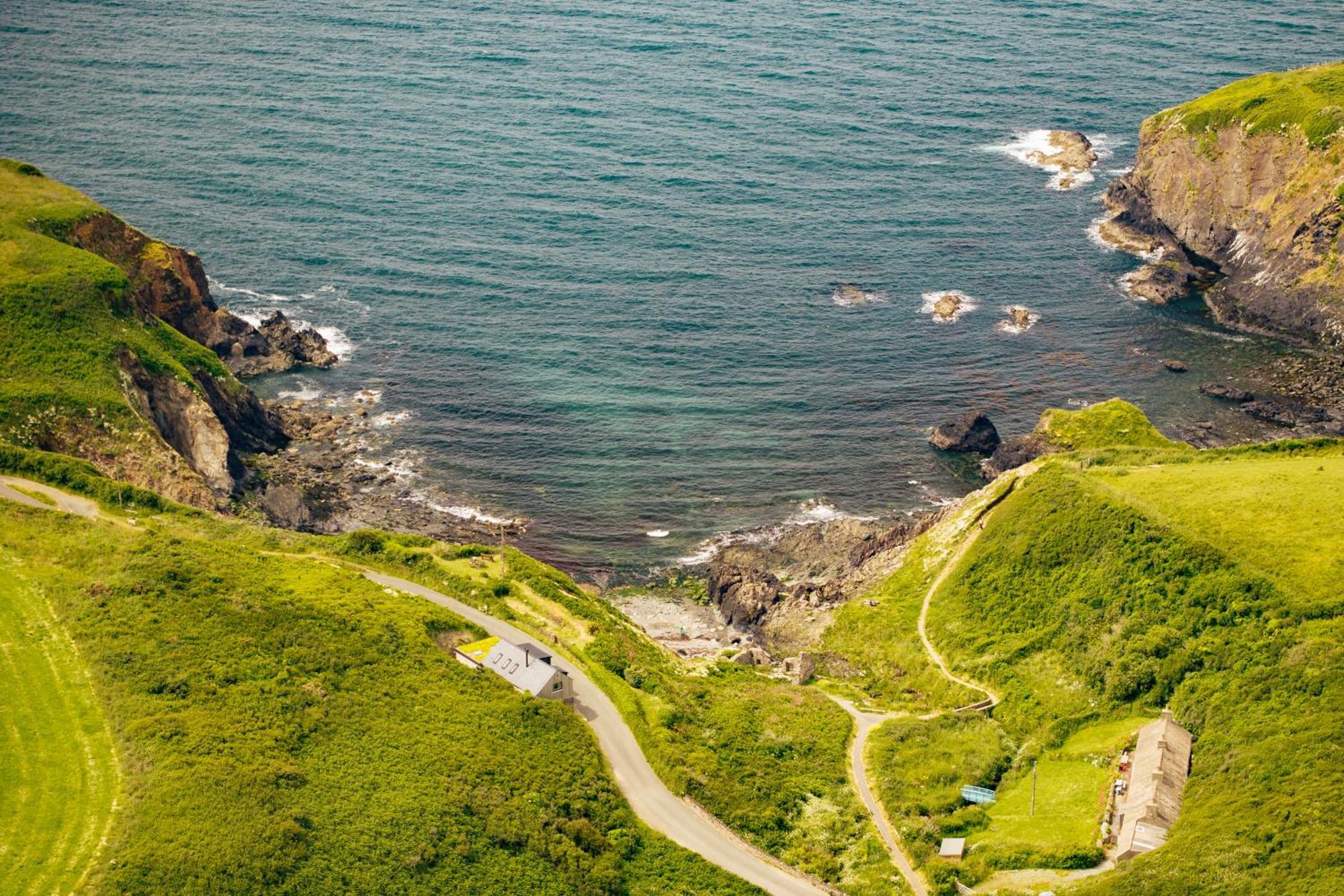 Cliff-Top Cottage On Coast Path W/Panoramic Views Trevine Extérieur photo