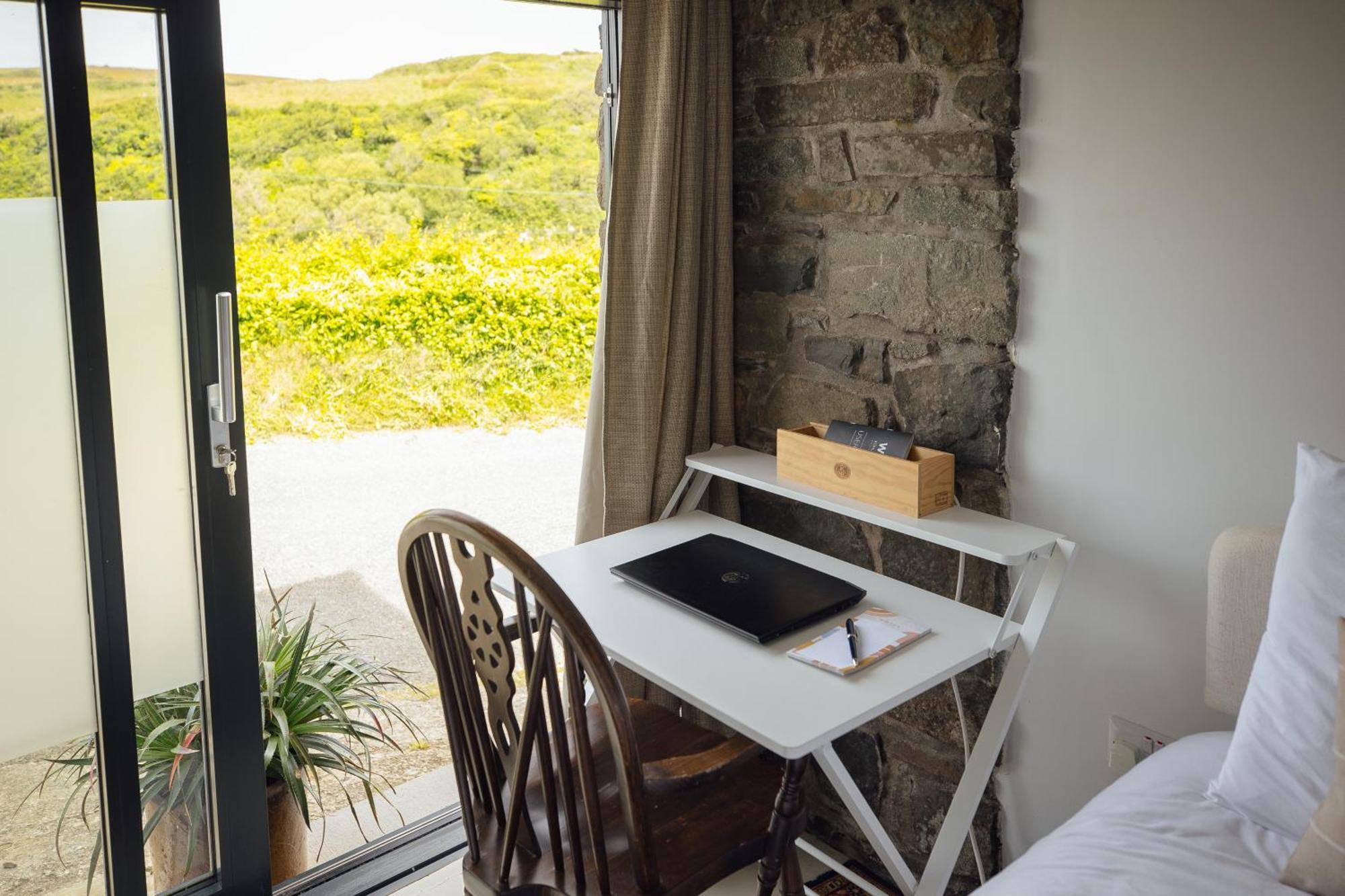 Cliff-Top Cottage On Coast Path W/Panoramic Views Trevine Extérieur photo
