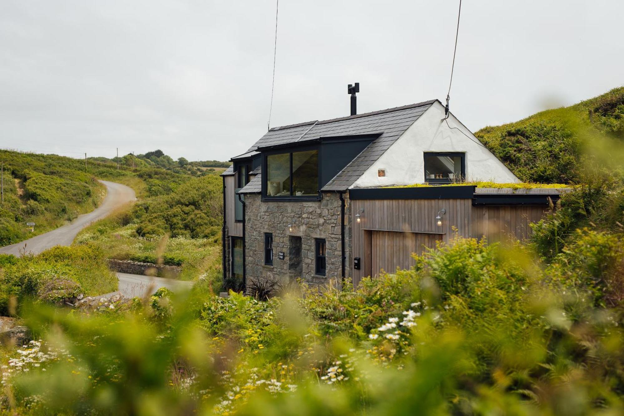 Cliff-Top Cottage On Coast Path W/Panoramic Views Trevine Extérieur photo