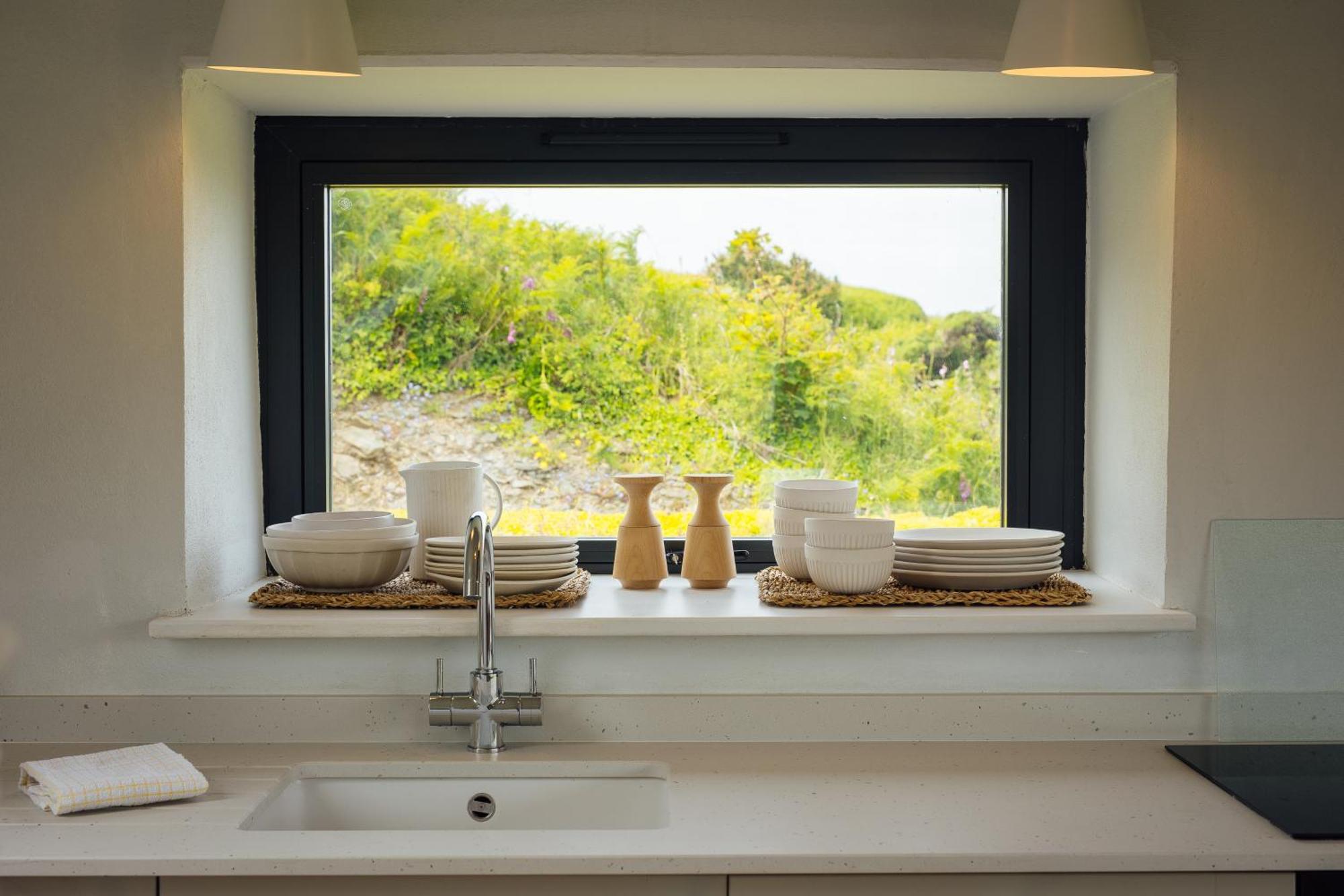 Cliff-Top Cottage On Coast Path W/Panoramic Views Trevine Extérieur photo