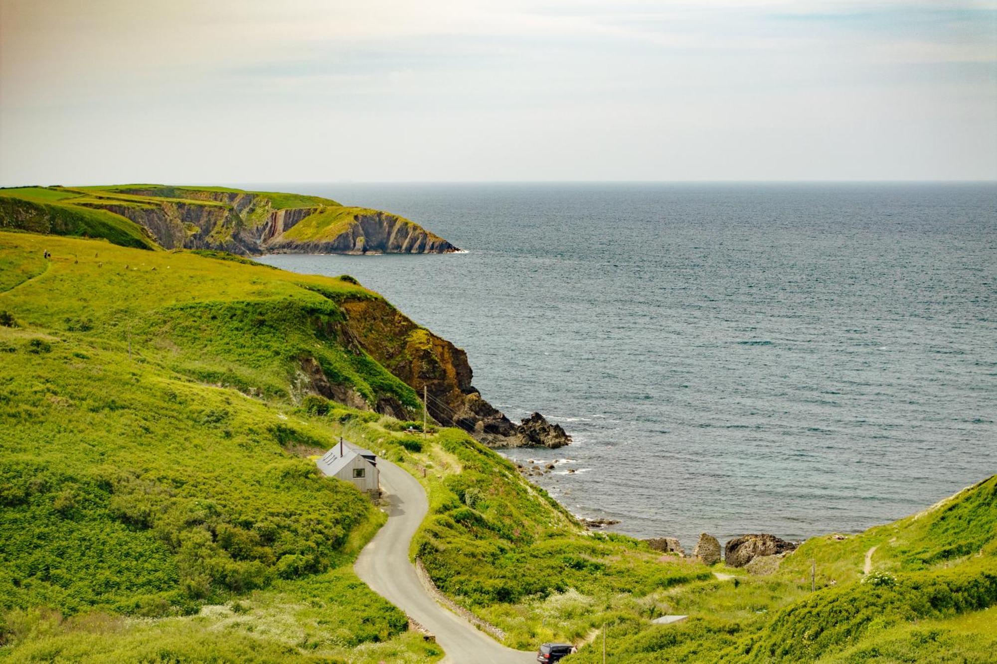Cliff-Top Cottage On Coast Path W/Panoramic Views Trevine Extérieur photo